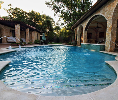 Pool cleaning machines market