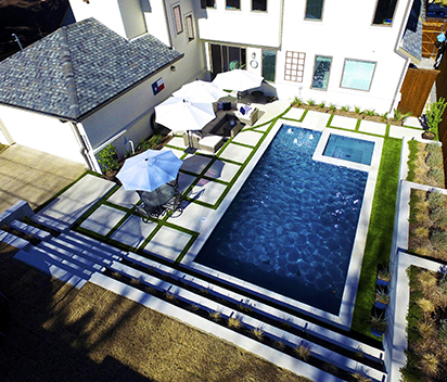 With pool leaf collector doubles the filtering process to safely and effectively remove debris