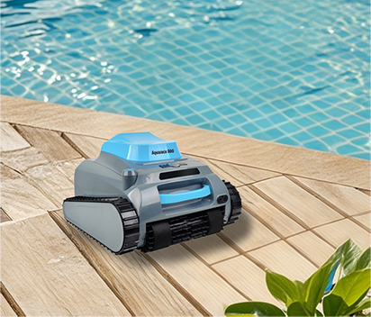 Human Cleaning vs Robotic Pool Cleaners: A Detailed Comparison