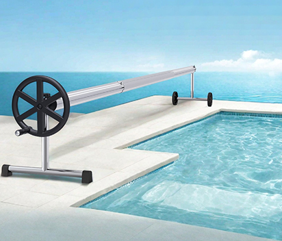 How to Choose a Pool Robot for Algae-Free Swimming