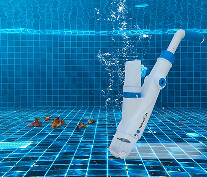 Step-by-Step Tips for New Hires to Learn Pool Vacuuming in Minutes