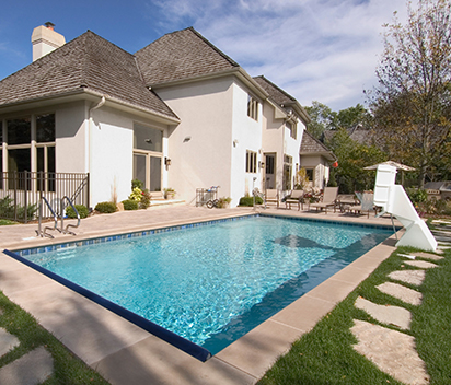 Quick Cleanups: How a Portable Pool Vacuum Handles Daily Maintenance